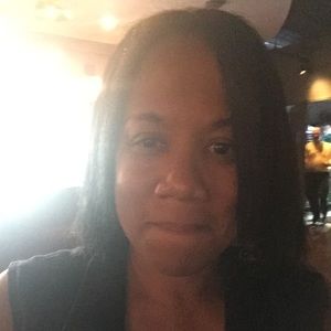 Meet your Posher, Robin